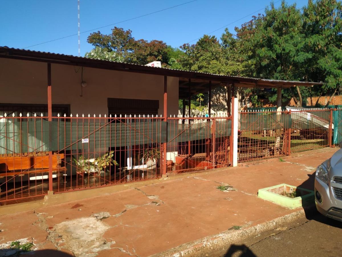 Iguazu Rey Hostal Пуэрто-Игуасу Экстерьер фото